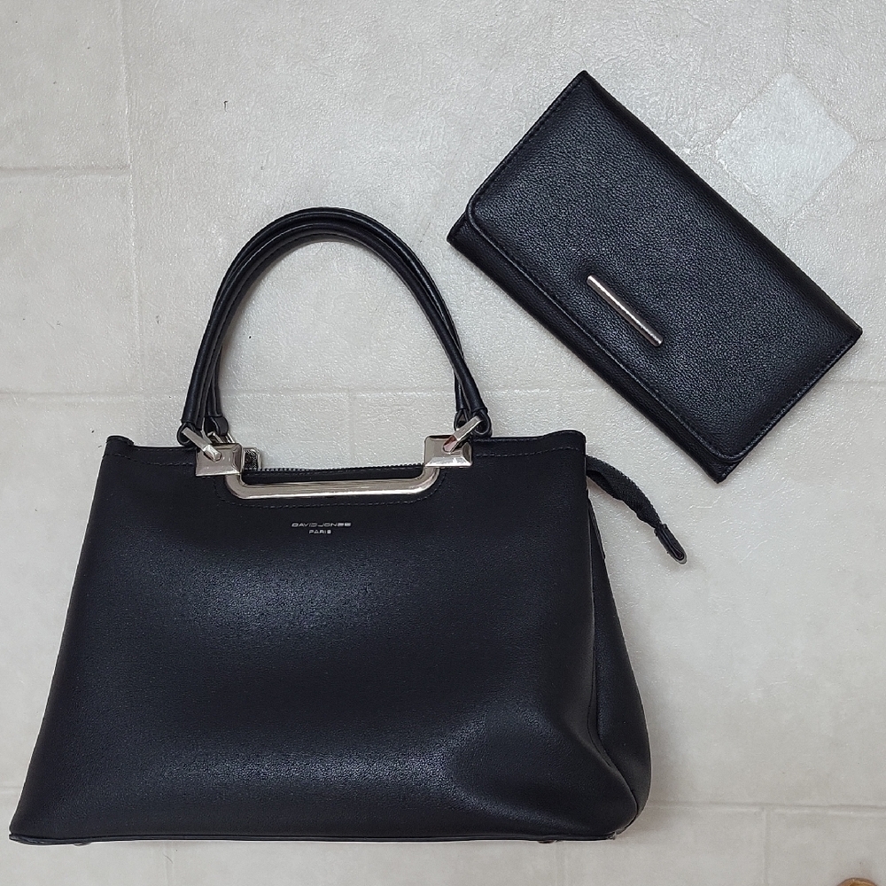 Black handbag and wallet set
